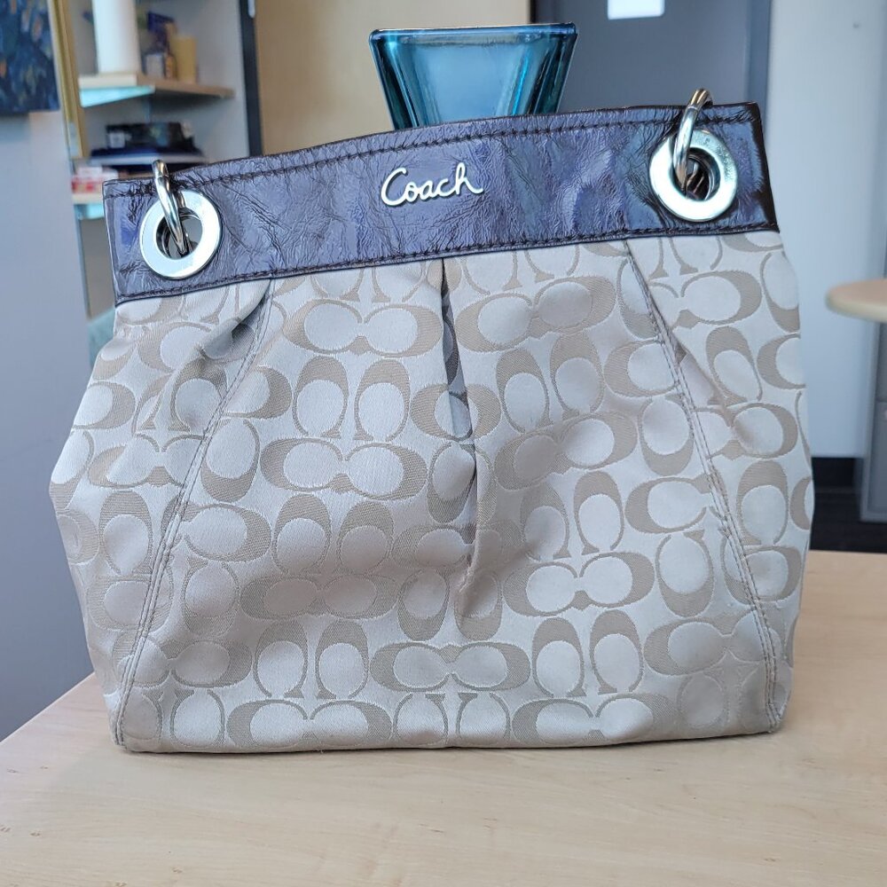 Coach handbag